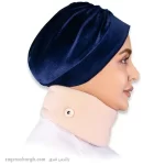 گردن بند طبی نرم (soft cervical collar) از نمای نیمرخ